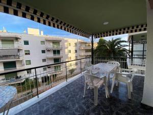 Apartamento amplio en la playa