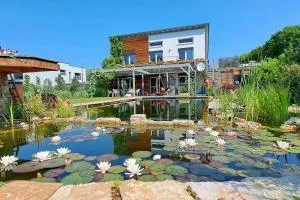 Kinderparadies mit Naturpool und Bauernhofflair - 尼尔廷根