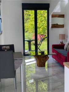 Maisons de vacances Tiny House DALIA Jardin & foret 10 min de la gare : Maison 1 Chambre