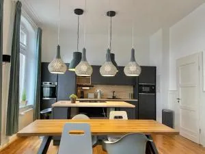 Jugendstil-Appartement mit Terrasse und Balkon - Ресрат