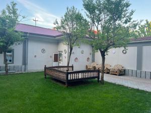 Art Hostel 2 - Ubytování bez kategorie ve městě Yakkasaray