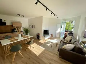 OKAPI Apartments Eisenach - zentrale Lage & fußläufig zur Innenstadt - Бад-Лібенштайн