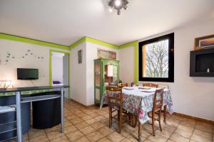 Studio avec Jardin à Bagneres