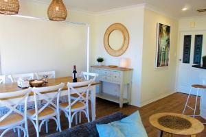 Vista Victor Harbor Beachfront Apartment No 4