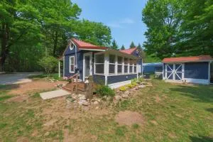 Lucky Penny - Lake Access right around the corner - Newly remodeled home - Lee