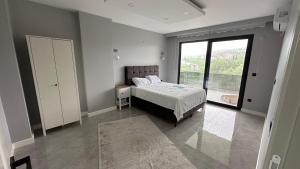 Greenplain Luxury