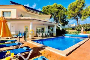 Casa Luna with Saltwater Pool
