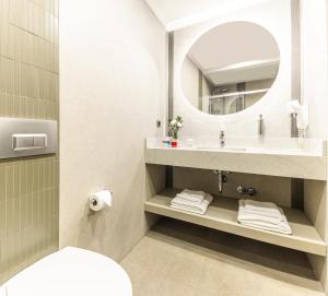 Deluxe Family Room with Balcony room in Rast Hotel