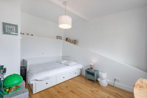 Villas Superbe maison d'architecte familiale pres de Paris : photos des chambres