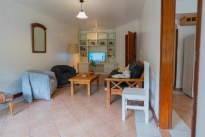 Florisbelo Acosta & Gorriti