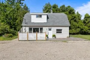 Pine Cove - Close to downtown and beaches - Pier Cove