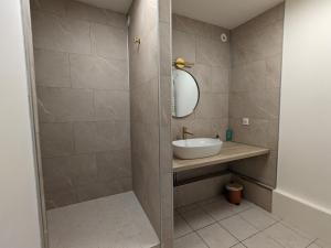 Maisons de vacances Gite Saint-Michel-sur-Meurthe, 3 pieces, 4 personnes - FR-1-589-634 : photos des chambres