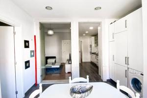 HU2i - In&Out Sete Rios