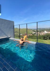Suite Luxo com Piscina Privativa e Jacuzzi