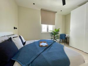 Bugibba Square Seafront Apartments by Holi