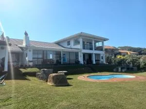 Seaview Self Catering - Ubango