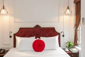 The Sinh Tourist Hotel & Travel