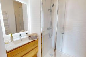 Spendide appartement tout confort, Résidence Archipel T4 en bord de plage, avec grande terrasse aménagée,spa et parking privé