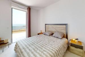 Spendide appartement tout confort, Résidence Archipel T4 en bord de plage, avec grande terrasse aménagée,spa et parking privé