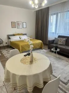 Студия в теплых тонах, Эксклюзив - Gornyy Gigant