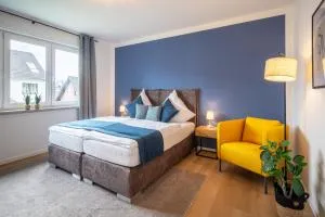 RAW-Flat Meier - Modern - Stylisch - Balkon - Netflix - Brake