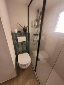 Joli 2 pièces rénové à proximité des plages