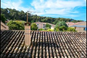 Joli 2 pièces rénové à proximité des plages