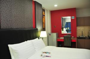 The Centro Hotel & Residence By Orchardz