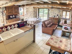 Maisons de vacances La Grange d-Ardichen vue sur les montagnes : photos des chambres