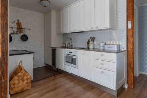 Sepa House with Private Garden