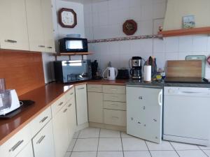 Maisons de vacances MAISON AVEC JARDIN PROCHE MER : photos des chambres