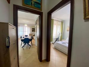 Stay at an artists place!