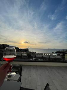 Perla Luxury Apartment - Private Patio & Parking