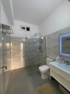 Perla Luxury Apartment - Private Patio & Parking