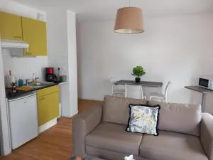 Résidence Services Seniors Espace et Vie Le Mans - 伊芙尔莱韦克