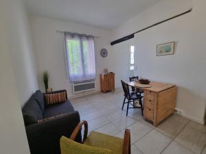 Appartements APPARTEMENT AVIGNON EST - TERRASSE : photos des chambres