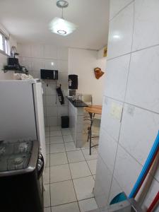 Apt todo MOBILIADO à 5 minutos a pé da praia de Porto e 8 min do centrinho