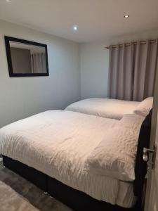 A&S Properties, No guest fees, Bank transfe deposit available