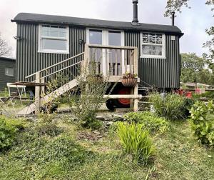 1 Bedroom Cabin Sleeps 2 Private Garden WiFi