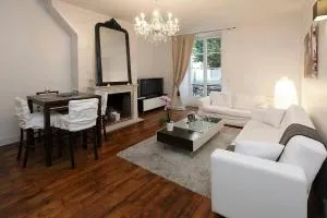 Royal Versailles Dolcevita St Louis - Versailles