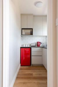 Sublime Seaside Studio