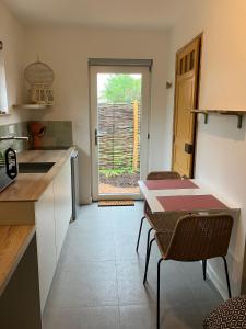 La Bonbonnière en bois, Maison passive, Draps inclus, Parking sur rue facile & gratuit