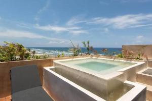 Luxury Beachfront Penthouse With Private Pool