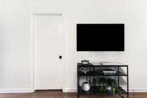 Harmonic Bungalow Close to Vanderbilt And 12 South