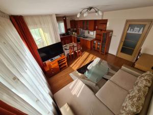 Spacious 2 Bedroom Apartment