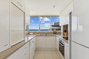 Absolute Beachfront Apartment