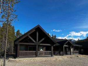 Whispering Pines Cabin - Vily, Valemount