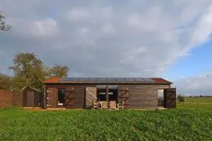 Architect-designed Suffolk Barn, spectacular view - Wangford