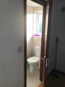 A single room in Headington, near Oxford Brookes University, 15 Minutes by Bus to City Centre