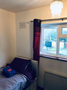 A single room in Headington, near Oxford Brookes University, 15 Minutes by Bus to City Centre